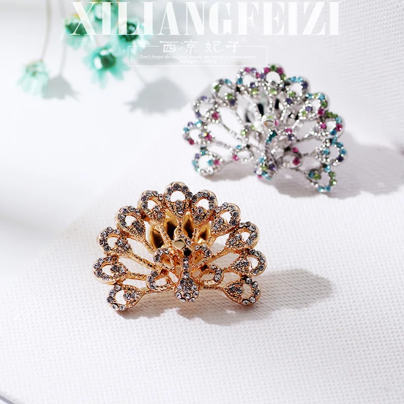 

Xiliang Concubine Jewelry South Korea Boutique Full of Crystals Hollow out Peacock Brooch Pin Brooch Accessories Women's X667