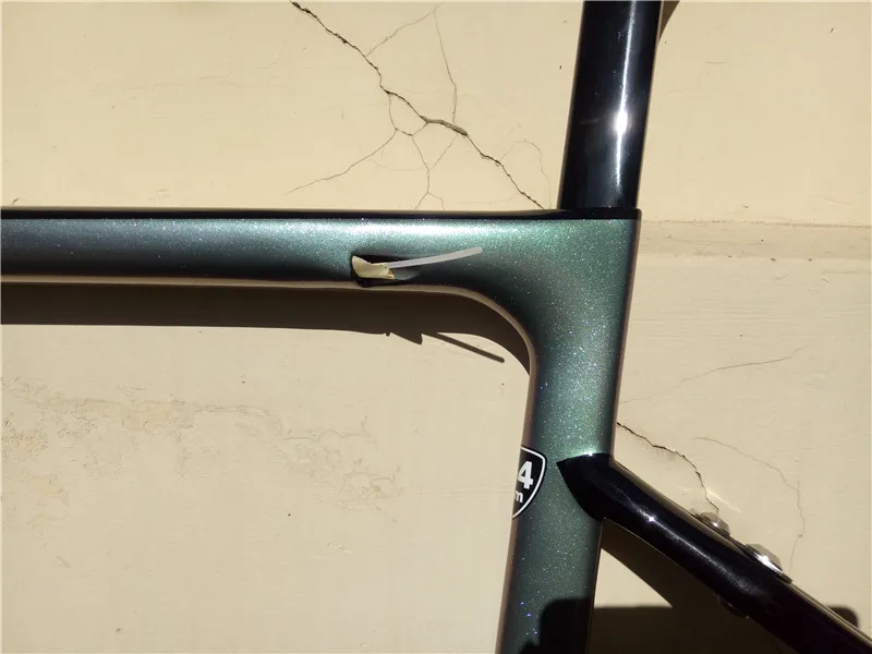 Дороги углерода велосипедная рама дизайн, которые могут изменить свой цвет Цвет 700c ободного тормоза карбоновые велосипедные рамки 49 52 54 56-58 см, 2 года гарантии