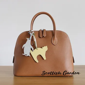 

High-Quality First Layer Cowhide Hands For Key Chain Classic Penguin Pendant Bag Pendant Ornaments Double-Sided Color Bag Acces