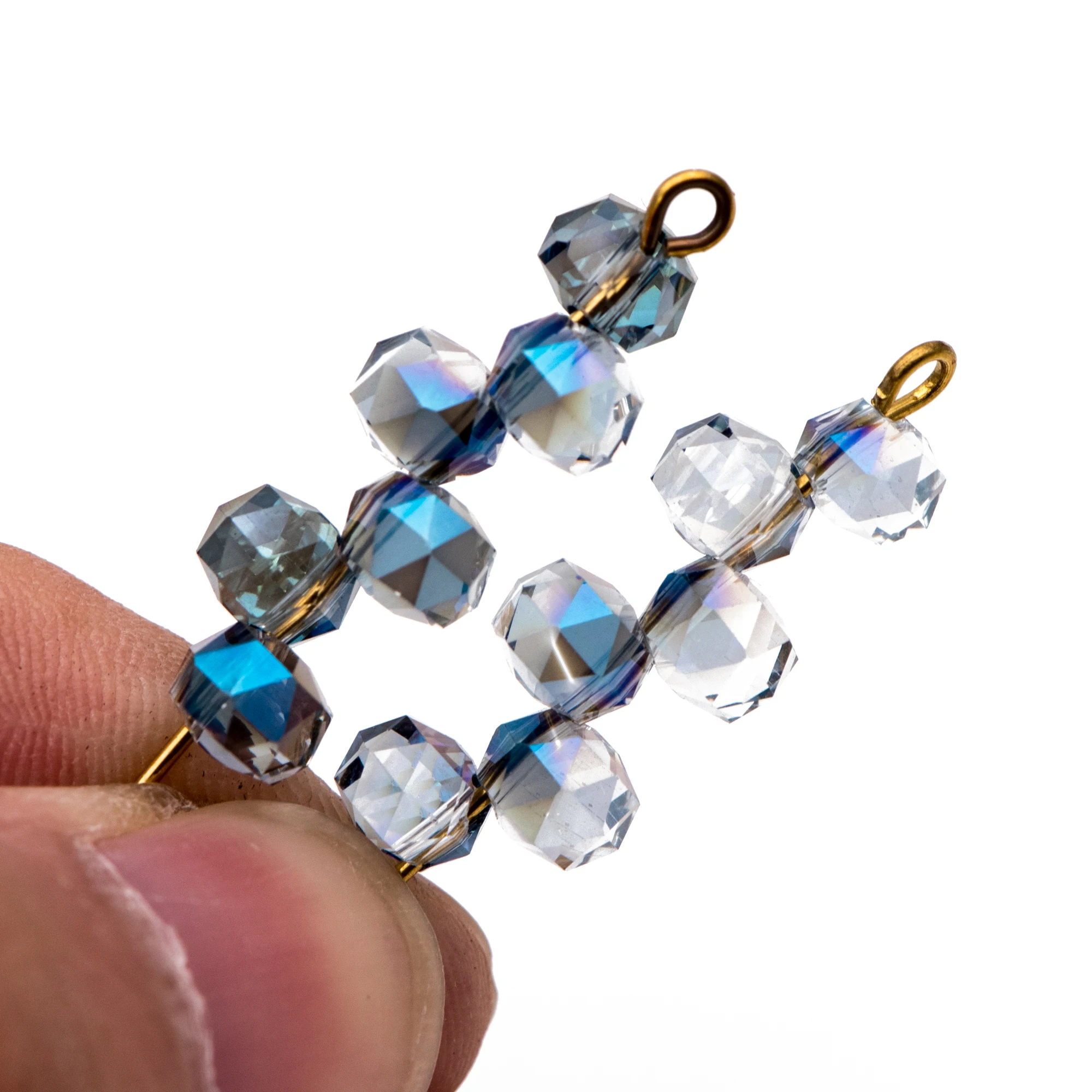 

95pcs Faceted Rondelle Glass Beads, Side Drilled, 6mm Button beads, Sparkly Blue (#TS96-3) Message Seller