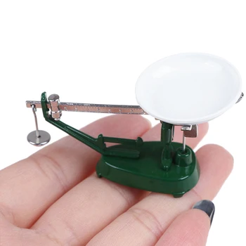 

1:12 Dollhouse Miniature Mini Platform Balance Scale Toy Match For Forest Animal Family Collectible Gift