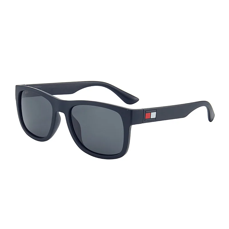 

2019 New Style Characteristics Mirror Leg Fashion Polarized Light Universal Sun Glasses