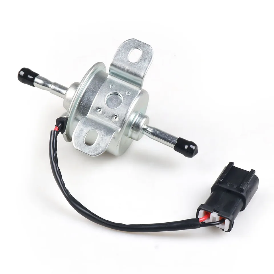 Kraftstoffpumpe 129612 52100 Für Yanmar 4tnv88 3tnv88 Takeuchi Tb230 Hitachi 88409816