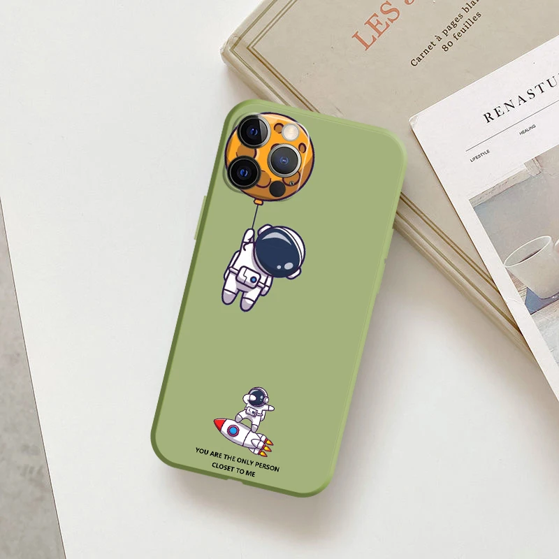 Cute Astronaut Phone Case For iPhone 11 12 13 Pro MAX 6 6S 7 8 Plus XS 12 13 Mini X XR SE 2020 Soft TPU Colorful Cases Funda best waterproof phone pouch