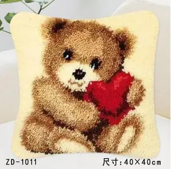 

Pillow "do it yourself" method needlework kit latch hook cartoon Love Bear rug kit Unfinshed / embroidered carpet pattern