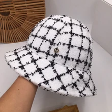Шляпа рыбака женский черно-белый клетчатый вязаный японский литературный Джокер бассейна буквы шляпа на зиму ведро шляпы