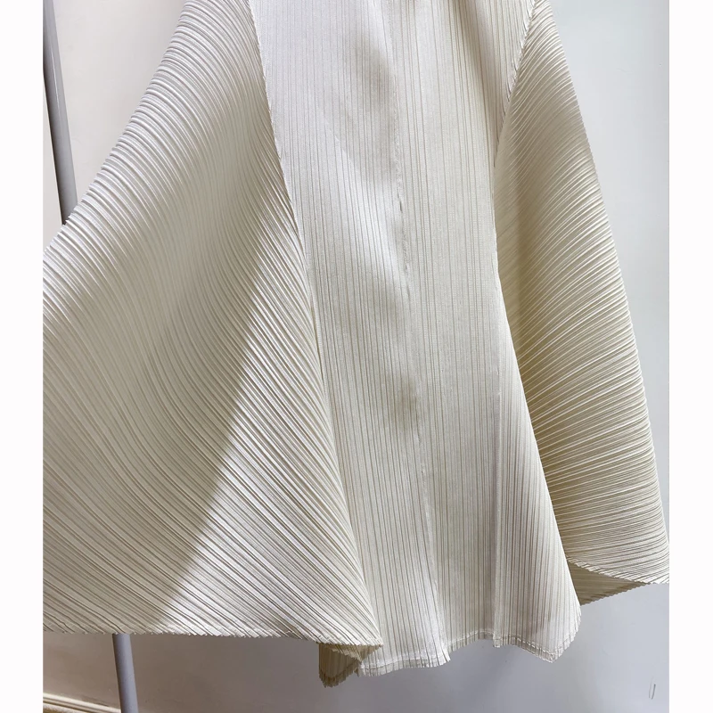 Весенняя Новинка MIYAKE плиссированная Однотонная юбка асимметричная Высокая талия тонкий профиль большой маятник длинная юбка