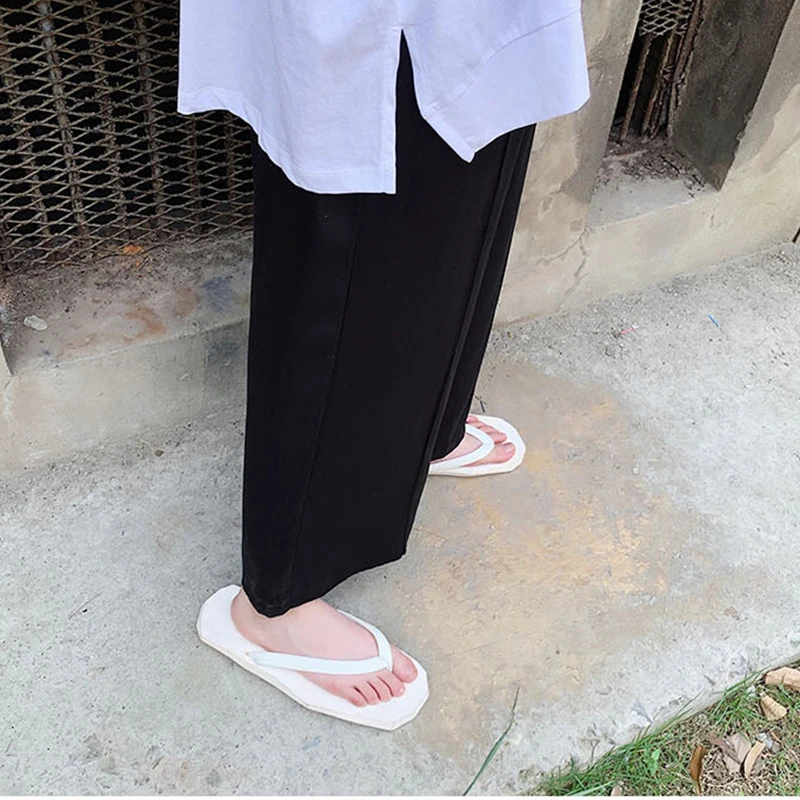 Рисунок 5 - Брюки мужские с широкими штанинами