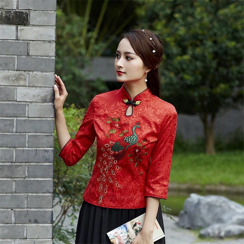

Traditional Chinese Tops Woman Retro Tang Suit Three Quarters Sleeve Peacock Embroidery New Year Party Oriental Blouse
