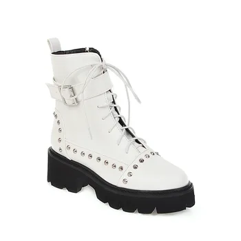 

Season 2019 Comfortable With Size Code 33-43 Low Boots Woman