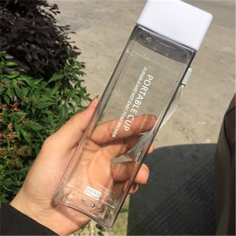 transparent white Новая квадратная матовая пластиковая бутылка для воды, портативная прозрачная бутылка для фруктового сока, Герметичная Бутылка для спорта на открытом воздухе, путешествий, кемпинга - Цвет: transparent white