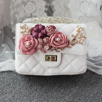 

2019 autumn and winter new ladies three-dimensional flower bag rhinestones pearl chain bag shoulder slung small square bag