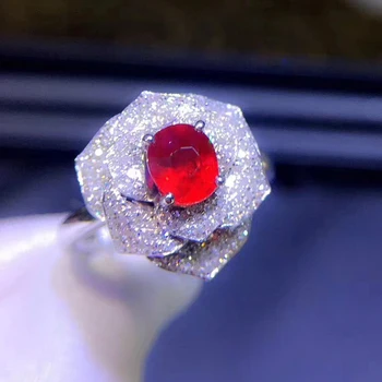 

Natural Blood red Ruby ring 18k gold Diamond ring Main stone 1.01ct Main stone size 5.93*4.9*3.62mm