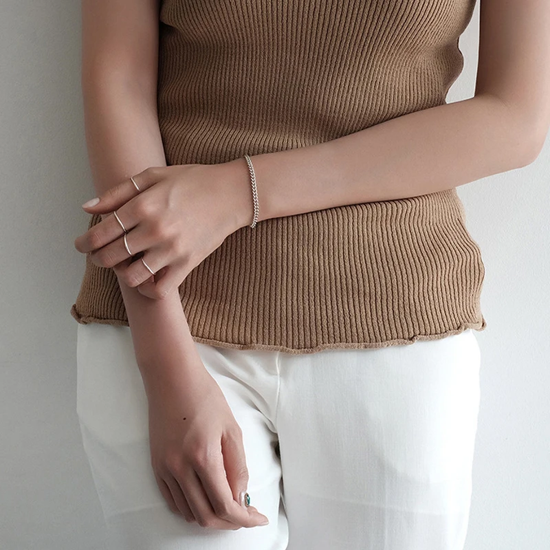 10742899025_514610680