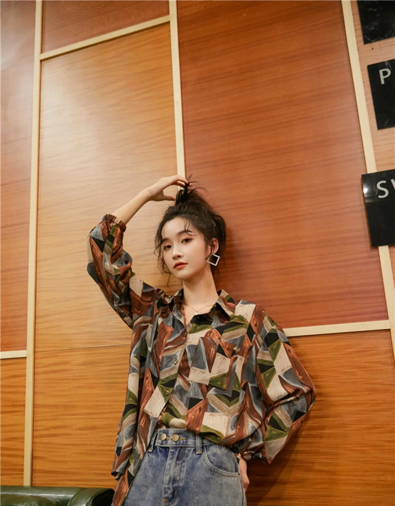 Шикарные свободные женские Геометрические рубашки в стиле бойфренда, женские рубашки с длинным рукавом, блузки с принтом, топы
