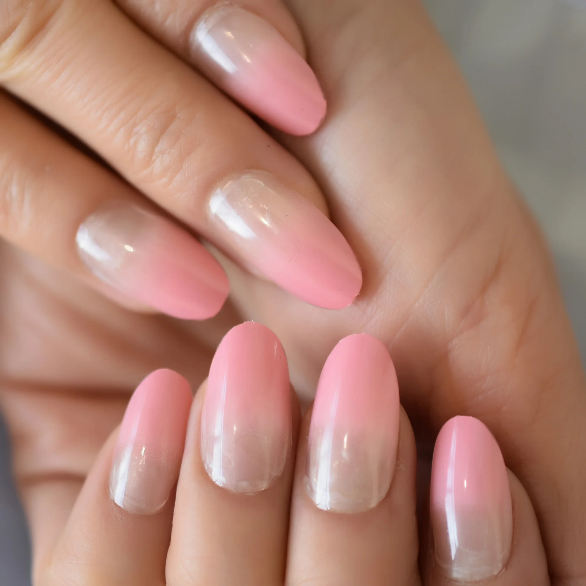 Detachable False Press On Nail Gradient Color Oval French Fake Nails Tipsy  White Pink Nail Art With Designs - False Nails - AliExpress