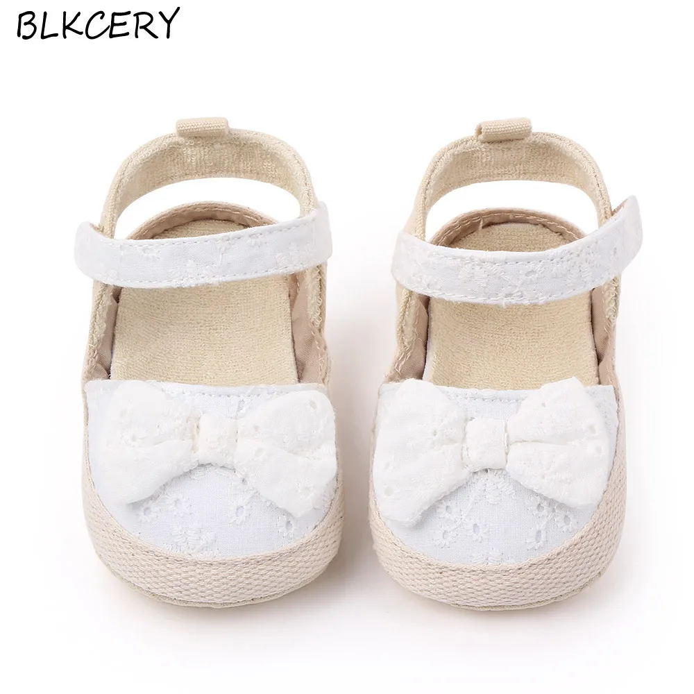 are soft sole shoes good for walking babies
