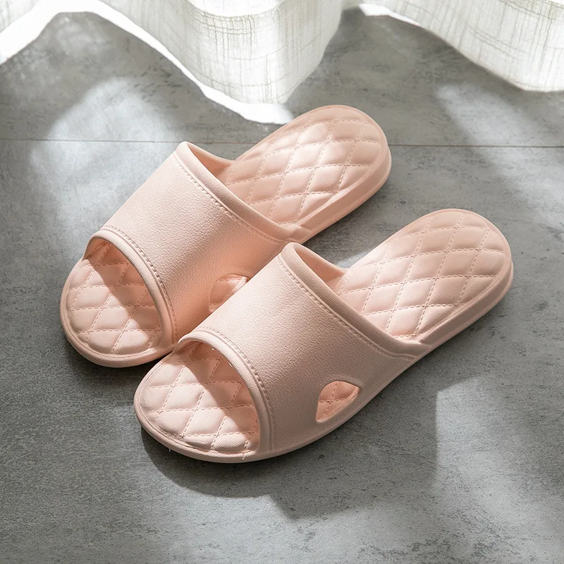 Популярные летние домашние тапочки; женские домашние тапочки для спальни; женская пляжная обувь на плоской подошве градиентного цвета размера плюс; женская домашняя обувь для ванной - Цвет: dark pink