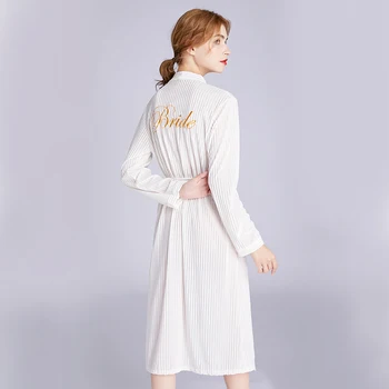 

Velvet Bride Bridesmaid Wedding Robe Letter Of "Bride"Home Clothing Nightwear Vest Suit Gown Casual Bathrobe Sleepwear Lingerie