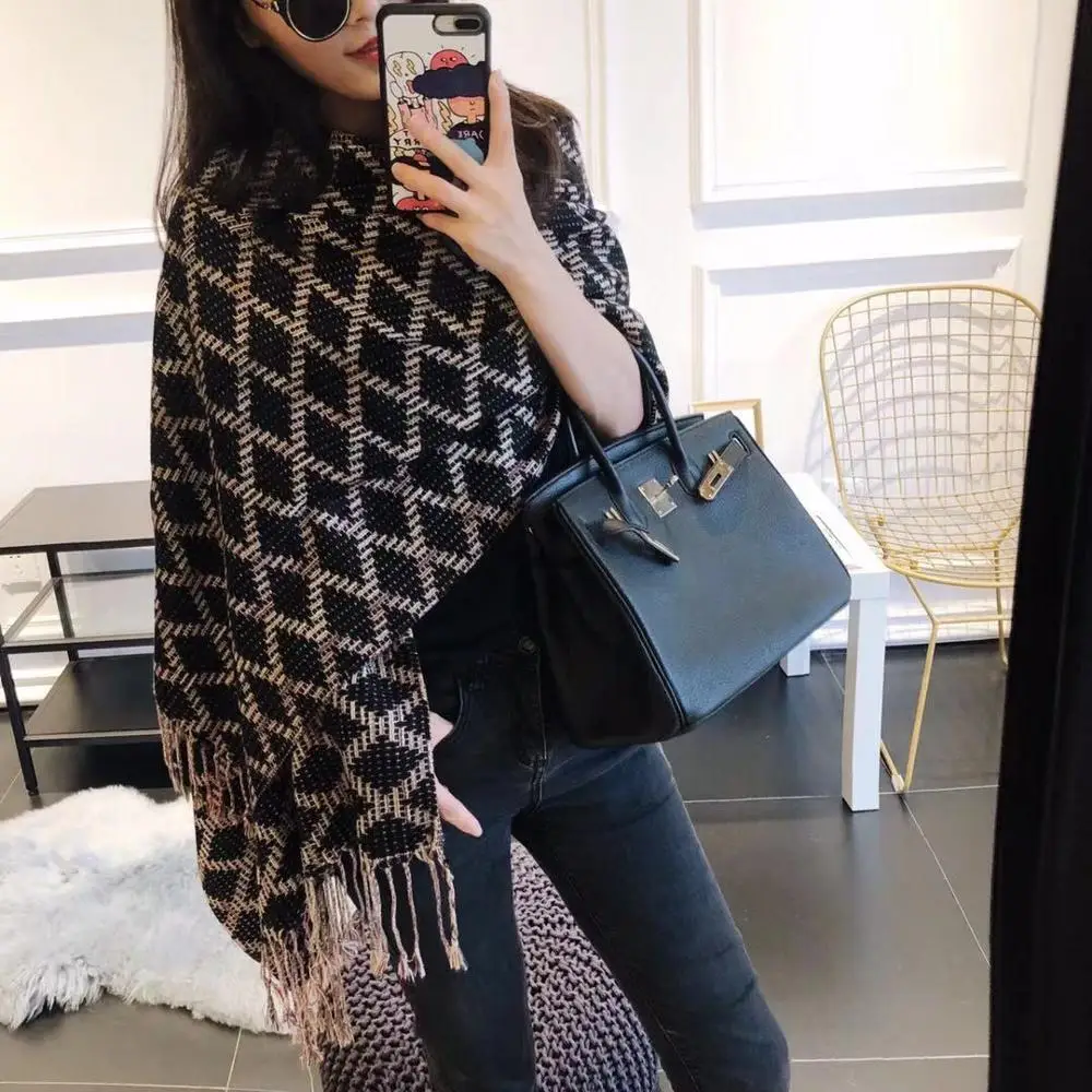 

New wool and cashmere scarf Gregorian fashion Plaid Scarf warm comfortable large size Scarf Shawl 68114