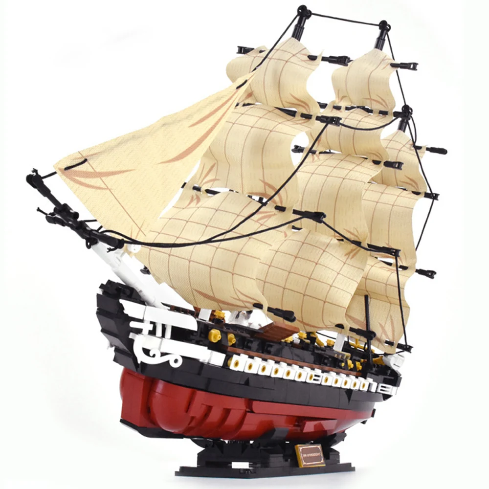 лодка пвх фрегат м-1 оптима (200 см) люди. сборная модель французский фрегат ашерон 1 200. игрушечный фрегат. слубан пиратские корабли. Sluban frigate uss constitution.