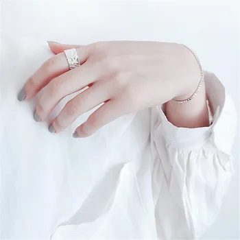 bague-femme-blanche