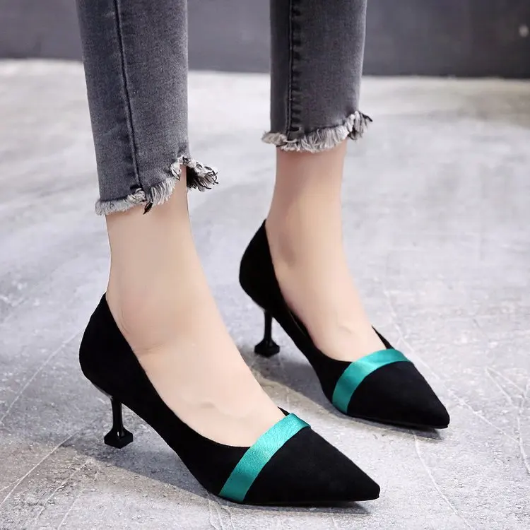 

2020 Spring New Style Versatile Online Celebrity French GIRL'S High Heel Shoes Thin Heeled Pointed-Toe Hipster Black And White w