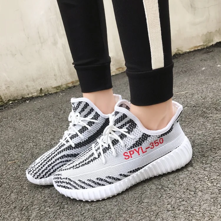 

Women Sneakers Vulcanized Shoes Breathable Flat Heel Lace Up Couple Shoes Mesh Trainers Soft Walking Footwear Zapatos Mujer