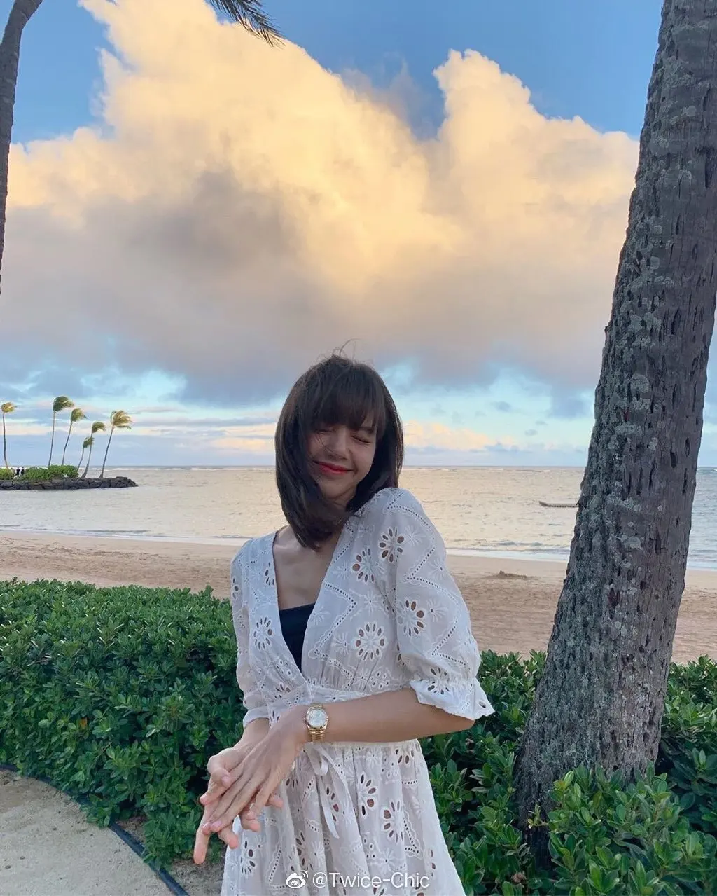 Kpop Blackpink Lisa же корейское Ажурное белое платье с v-образным вырезом женское летнее Ретро свободное праздничное платье с пышными рукавами женская одежда