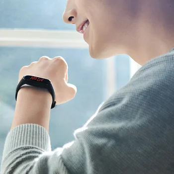 

Body Temperature Detection Smart Wristband USB Rechargeable Bracelet Gift LED Display Measurement Tool Digital Unisex Universal