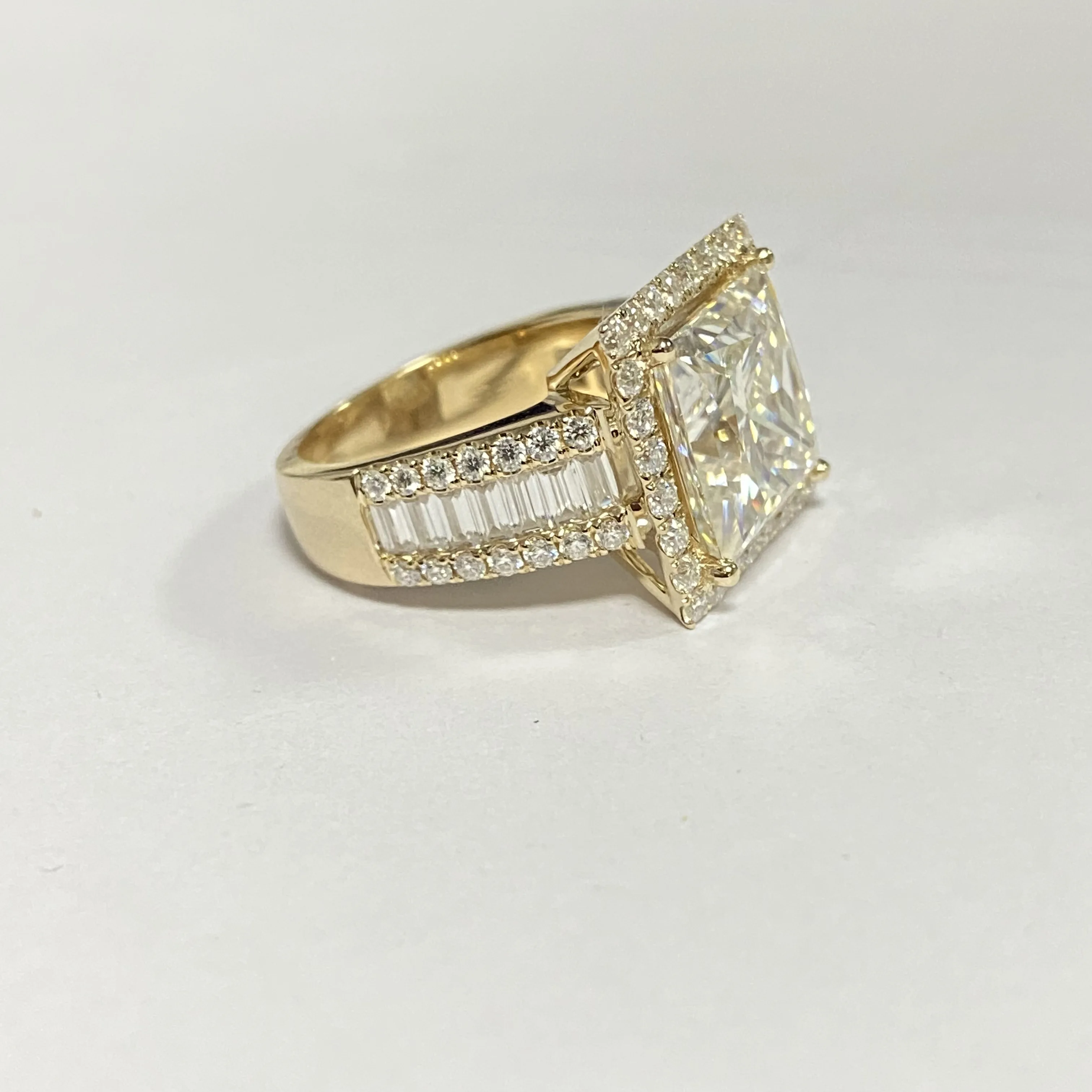 

Meisidian Soild 14K желтое золото кольцо 10x10 мм 6cts Принцесса Cut VVS1 D Муассанит бриллиант Женское Обручальное Кольцо