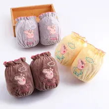 Детская осенне-зимняя одежда с манжетами для маленьких мальчиков и девочек, с милым противообрастающим рисунком, с длинными рукавами, детская бархатная шапка с рукавами для младенцев