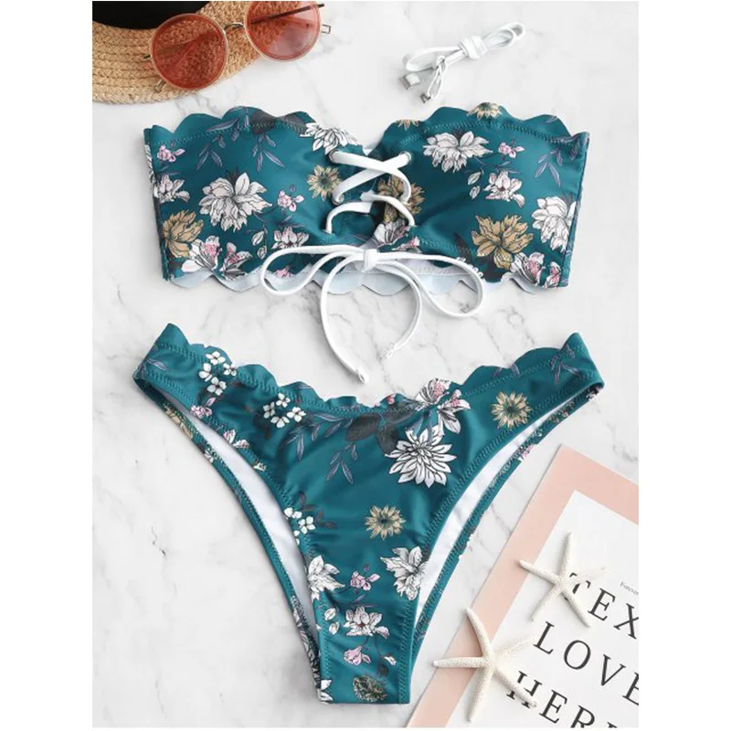 13358842734_1840136535