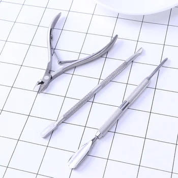 

3pcs Nail Art Tools Nail Cuticle Pusher Cleaner Trimmer Nail Clipper Nail Cutter Manicure Kits Set