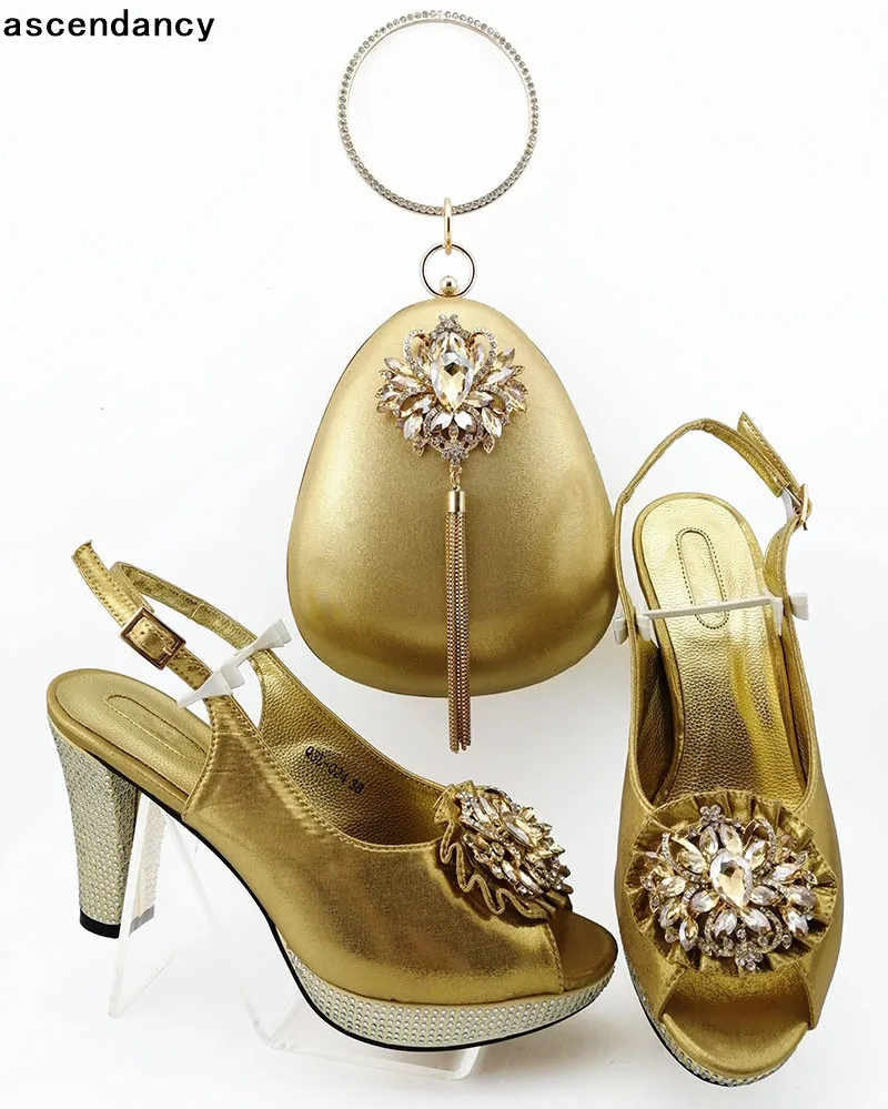 

New Arrival African Wedding Shoes and Bag Set Decorated with Rhinestone Latest Design African Women Party Shoes and Bags Sets