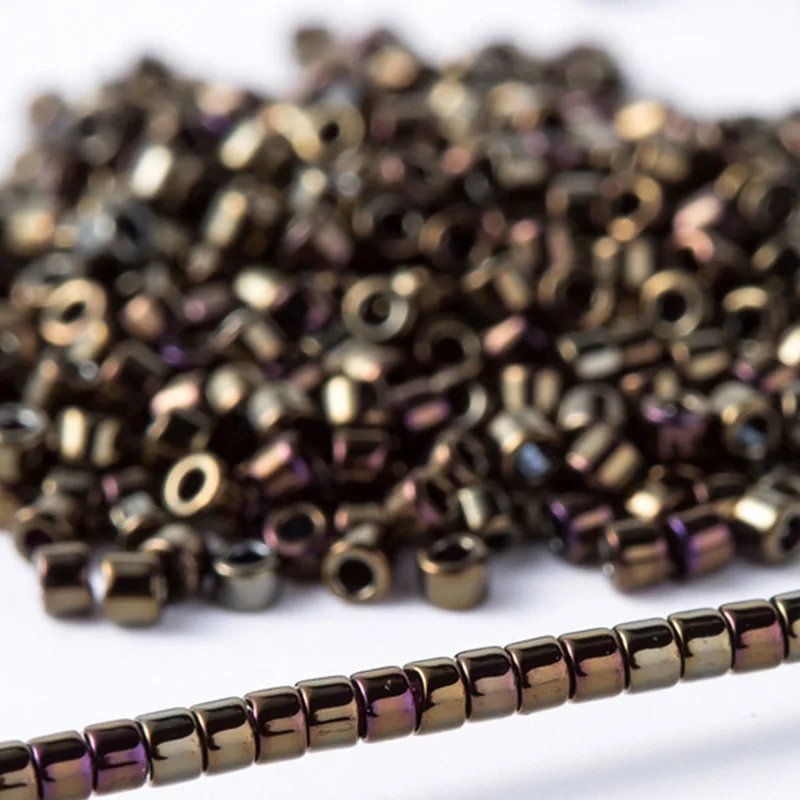 DB7 (1)Taidian Bead Work Gunmetal Glass Delica Seedbeads For DIY Earring Jewelry Accessory Made In Japan 1.6mm 510gramsbag DB1