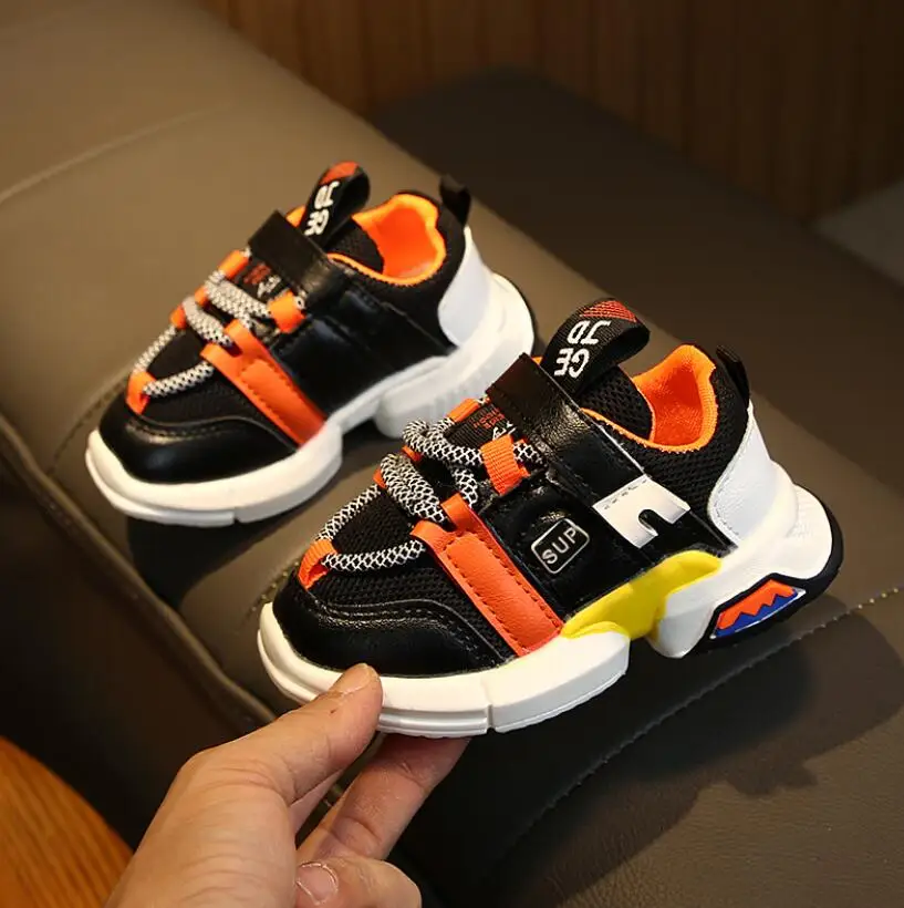 Осенние детские кроссовки сетчатая детская обувь дышащая для досуга спортивная обувь для бега для девочек обувь для мальчиков Брендовая детская обувь - Цвет: Черный