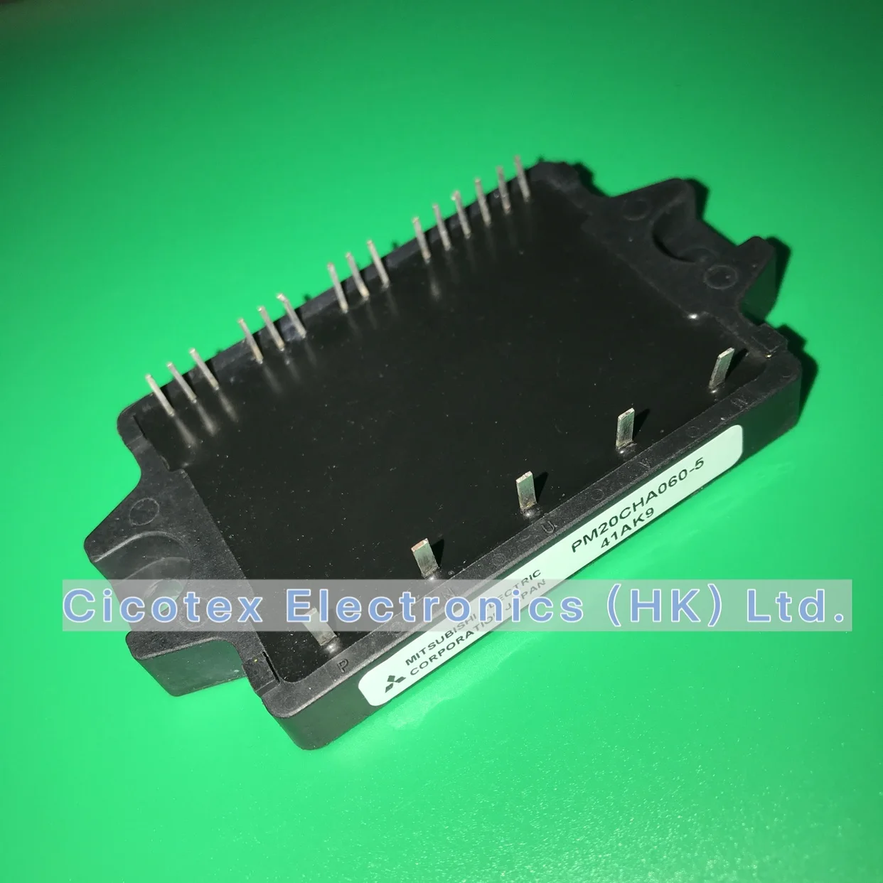 PM20CHA060-5 модуль IGBT PM20 CHA060-5 Интеллектуальные силовые модули PM20CHA0605