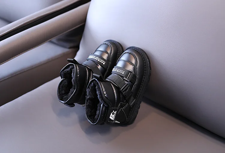 21645125640_840385025