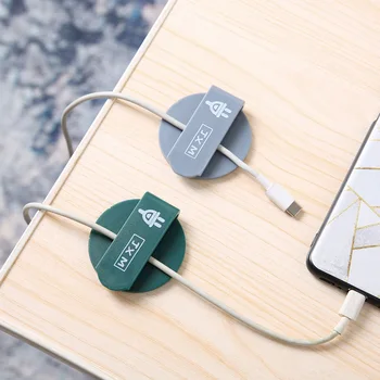

[6 PCs] Creative Plug Hook Storage Socket Power Supply Wall Hangers Wall Kitchen Hole Punched Hook Cable Clamp