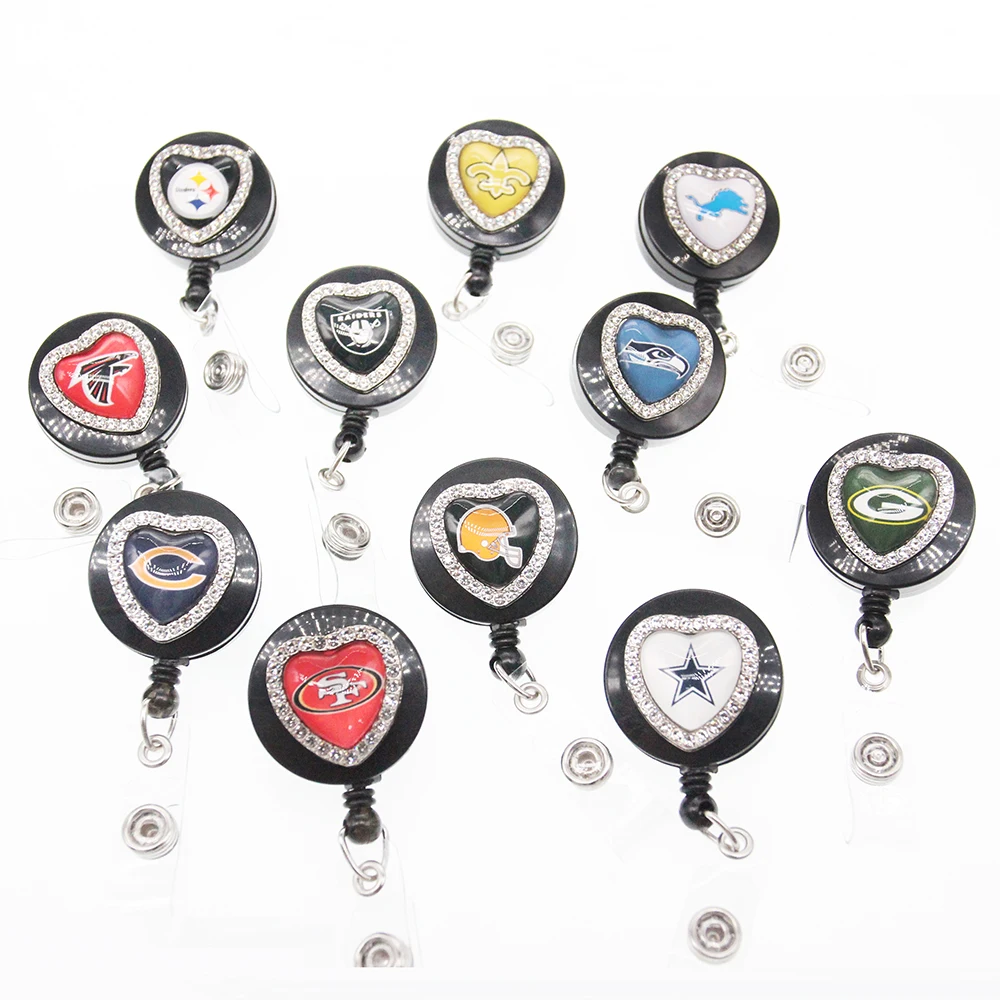 

Оптовая продажа, 32 команды, дизайн в форме сердца, американский футбол, ID стразы, держатель знака/подвески