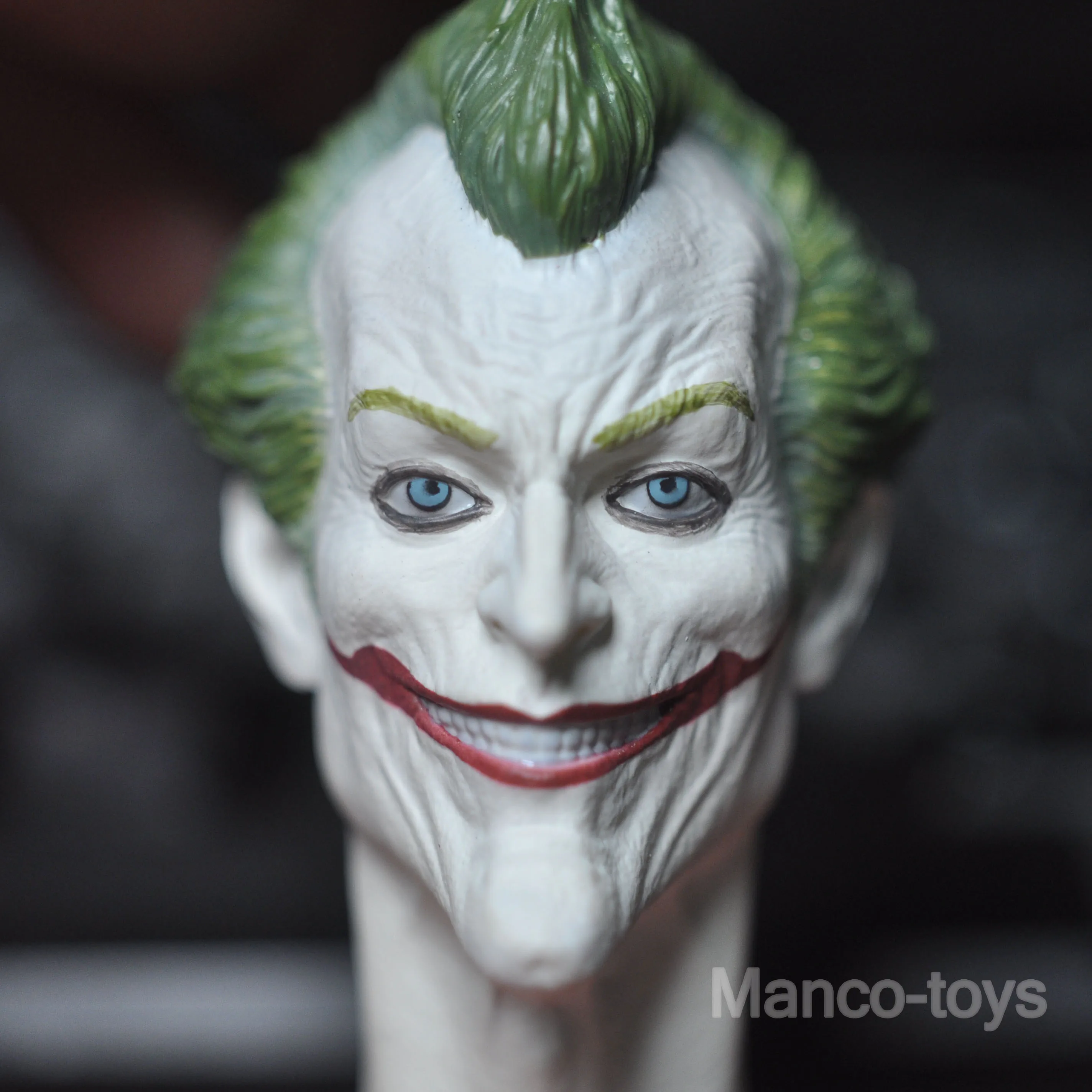 

1/6 scale Joker Head Sculpt BATMAN Comics Ver Batman The Joker Action Figure