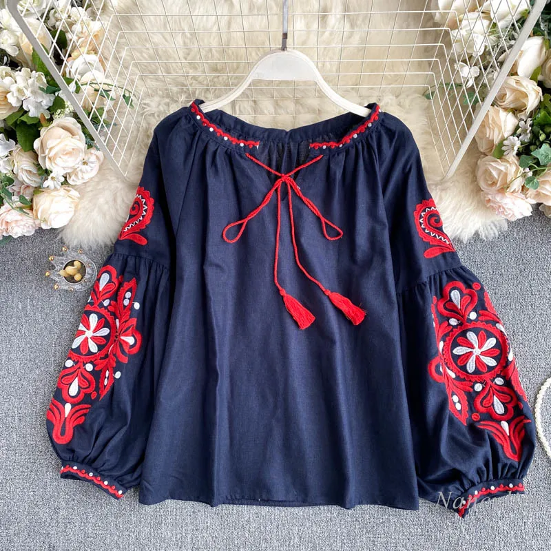 Retro National Style Machine Embroidery Lace-up Tassled V-neck Lantern Sleeve Shirts Top Women Loose All-match Blusas Blouses