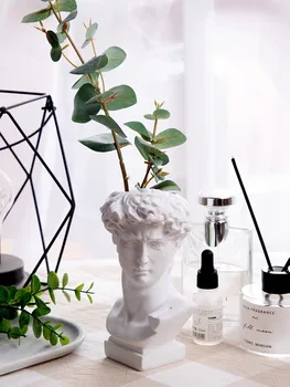

Modern Nordic Creative Portrait Vase Human Head Ornaments Resin Makeup Brush Storage Box Pen Holder Home Decoration