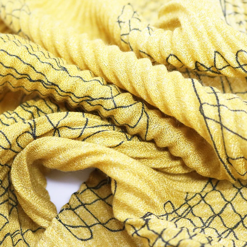 Luxury Brand Two Color Print Scarf Women High Quality Cotton Crinkle Hijab Scarf Wrinkle Shawls And Wrap Blanket Warm Tippe