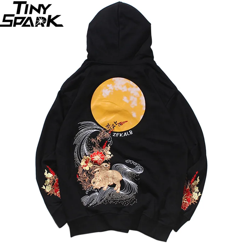 

2019 Men Hip Hop Hoodie Sweatshirt Embroidered Floral Full Moon Rabbit Harajuku Streetwear Hoodie Pullover Cotton Autumn Hipster