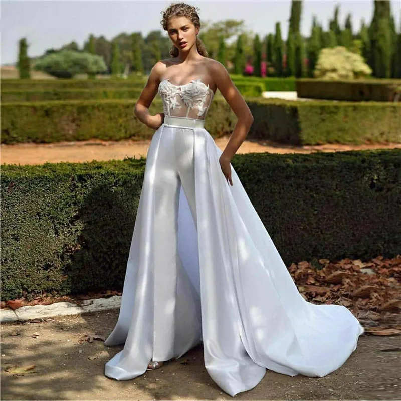 

2 In 1 Sexy Wedding Jumpsuit Dresses 2024 Pantsuit Appliques Detachable Culottes Strapless Court Train For Women New Arrive