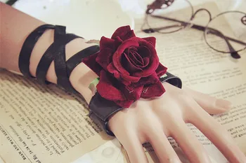 

Steampunk gloves lolita gay means gloves half palm half that rose Gothic punk gear cos