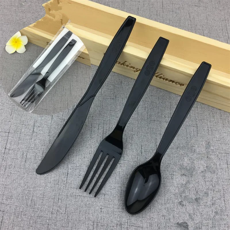 

100pcs Disposable cutlery tableware plastic fork spoon pizza fruit steak knife and fork set combination package with paper towel