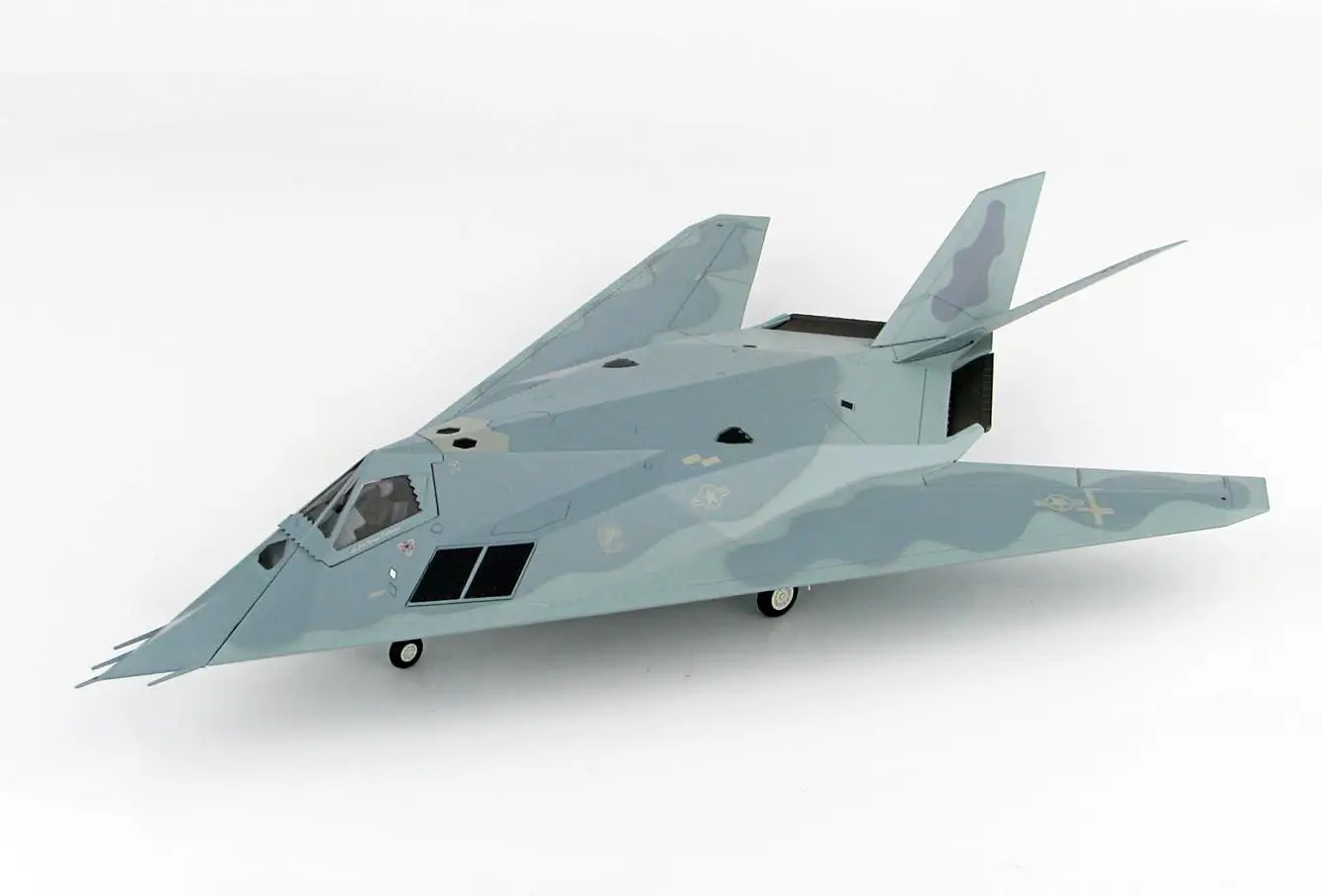 Мастера хобби Lockheed F-117A серый дракон 53 ВВС США холлофан 1/72 литья под давлением